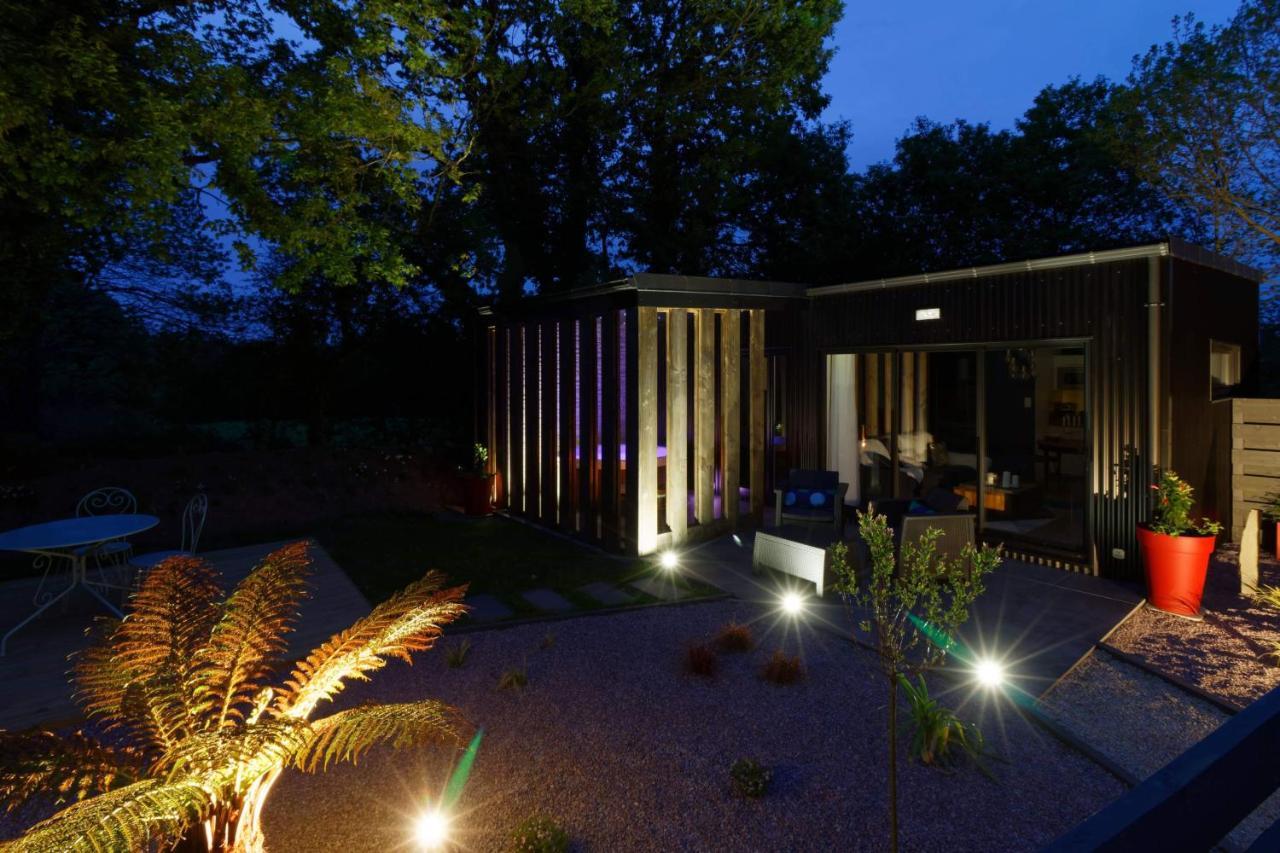 ลา ดูซ เอสกาปาด Bed & Breakfast Sizun ภายนอก รูปภาพ